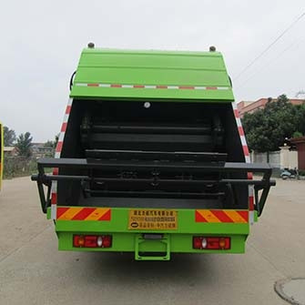 Camions de rebut de compacteur de Dongfeng de camion à benne basculante de déchets de 8CBM 7470kg