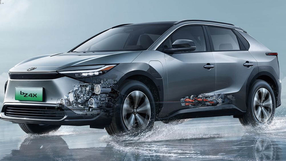 Modèle 2023 de champ d'exercice de Suv EV Chine Toyota BZ4X 400KM de voitures électriques de Toyota Bz4x